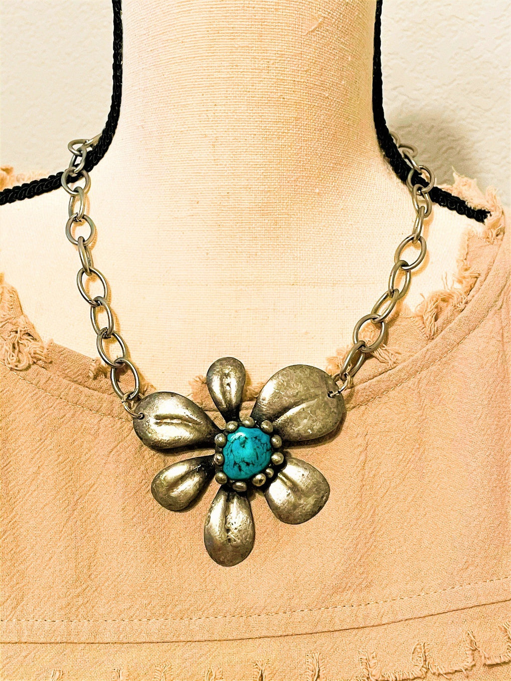 Simply Irresistible Flower Necklaces