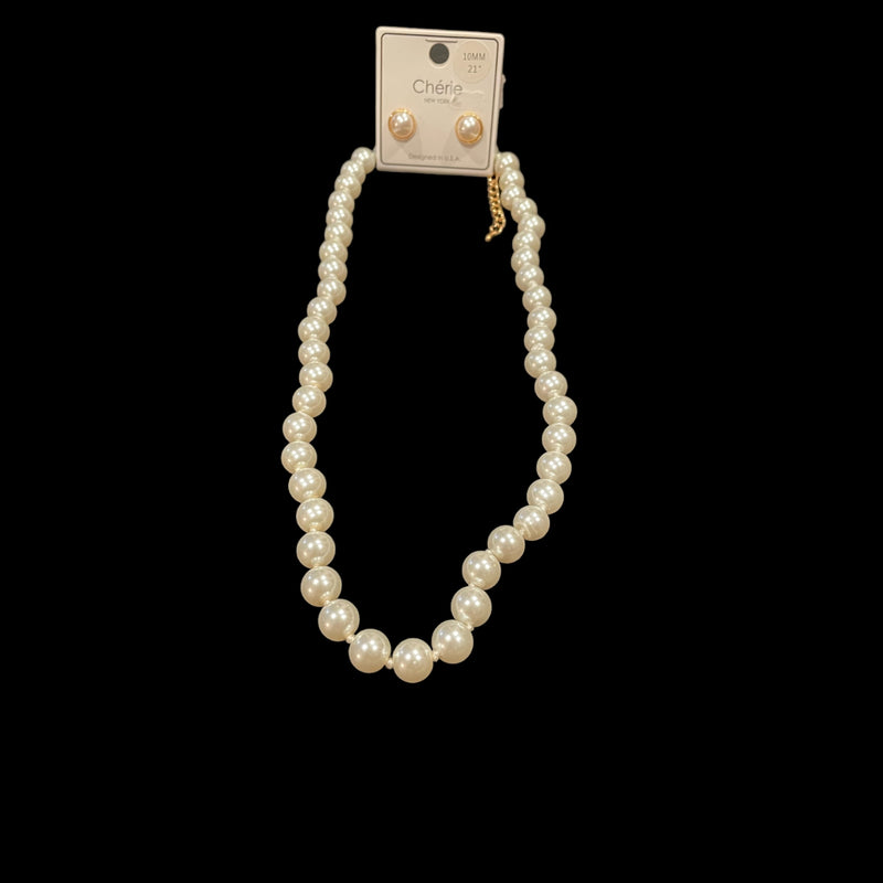 21” Pearl Necklace Set